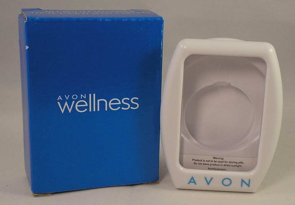 AVON Wellness Pill Bottle Magnifier