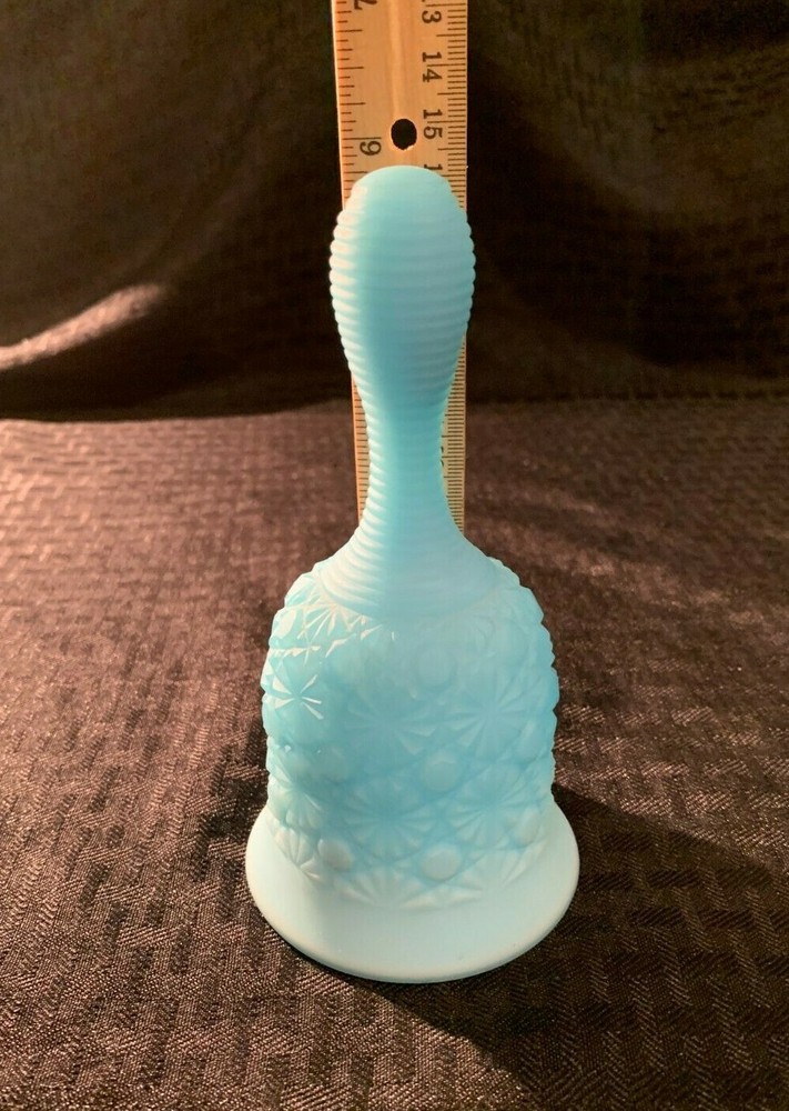 Fenton Glass Blue Daisy and Button Bell EUC