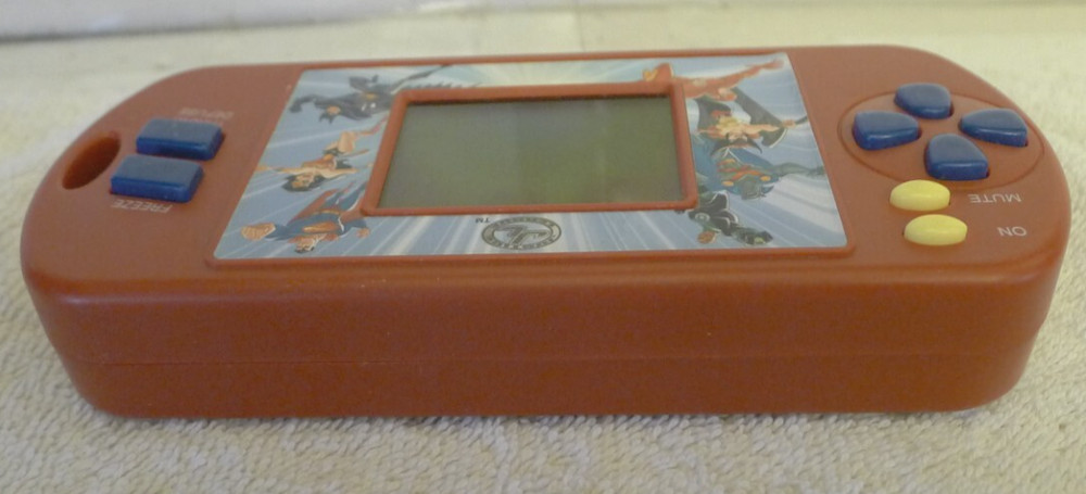 Justice League Save Planet Earth 2005 Techno Source Handheld Game - Tested