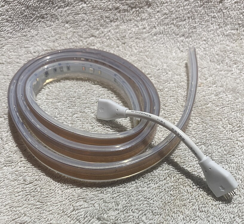 Philips Hue 40 In. Plug-In LED Bluetooth Lightstrip Plus Extension - 555326