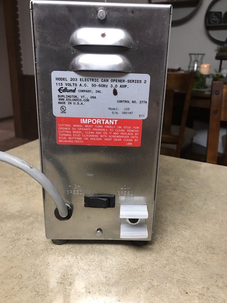 EDLUND ELETRIC CAN OPENER MODEL 203