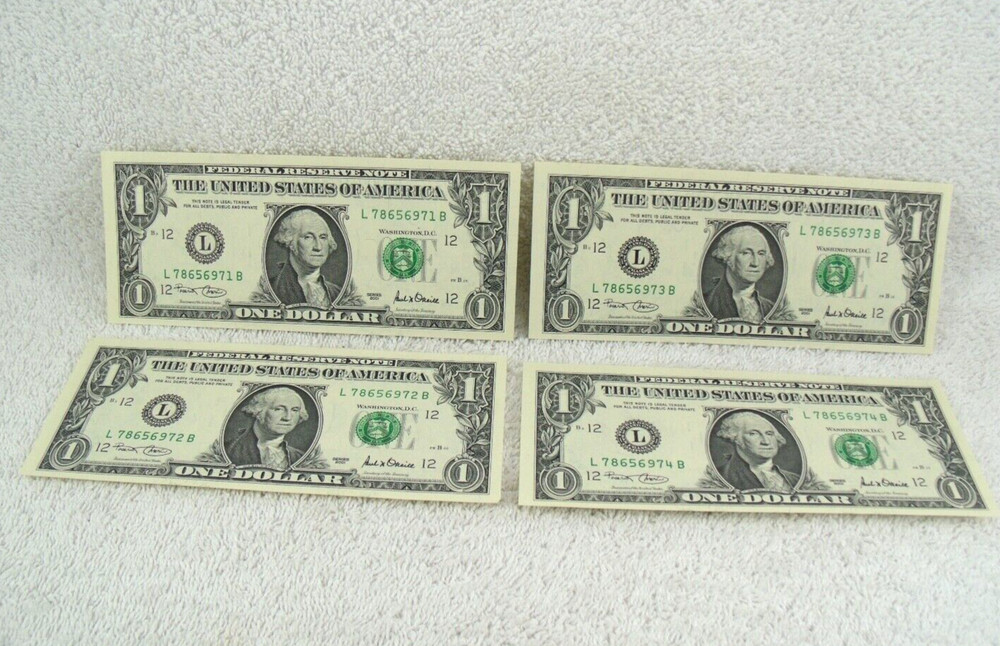 2001 Four $1 Federal Reserve Notes Consecutive Serial Numbers Uncirculated