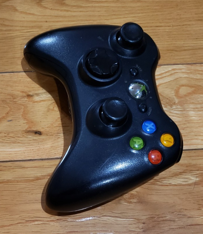 Xbox 360 S Slim Bundle 1439 250GB Console, Kinect Controller Power HDMI, TESTED