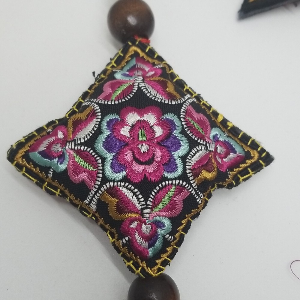 Embroidered Lucky Charm Floral with Tassel Lamp Pull Chain