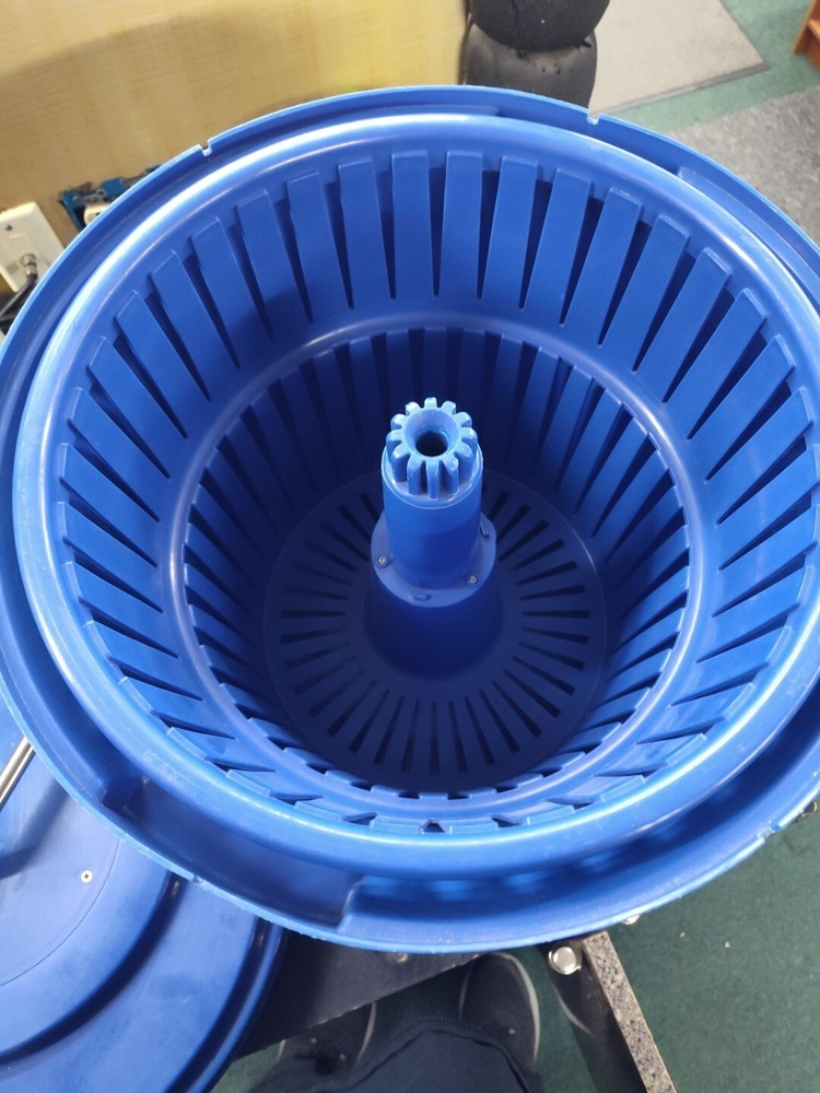 5 Gallon Plastic Salad Spinner / Dryer