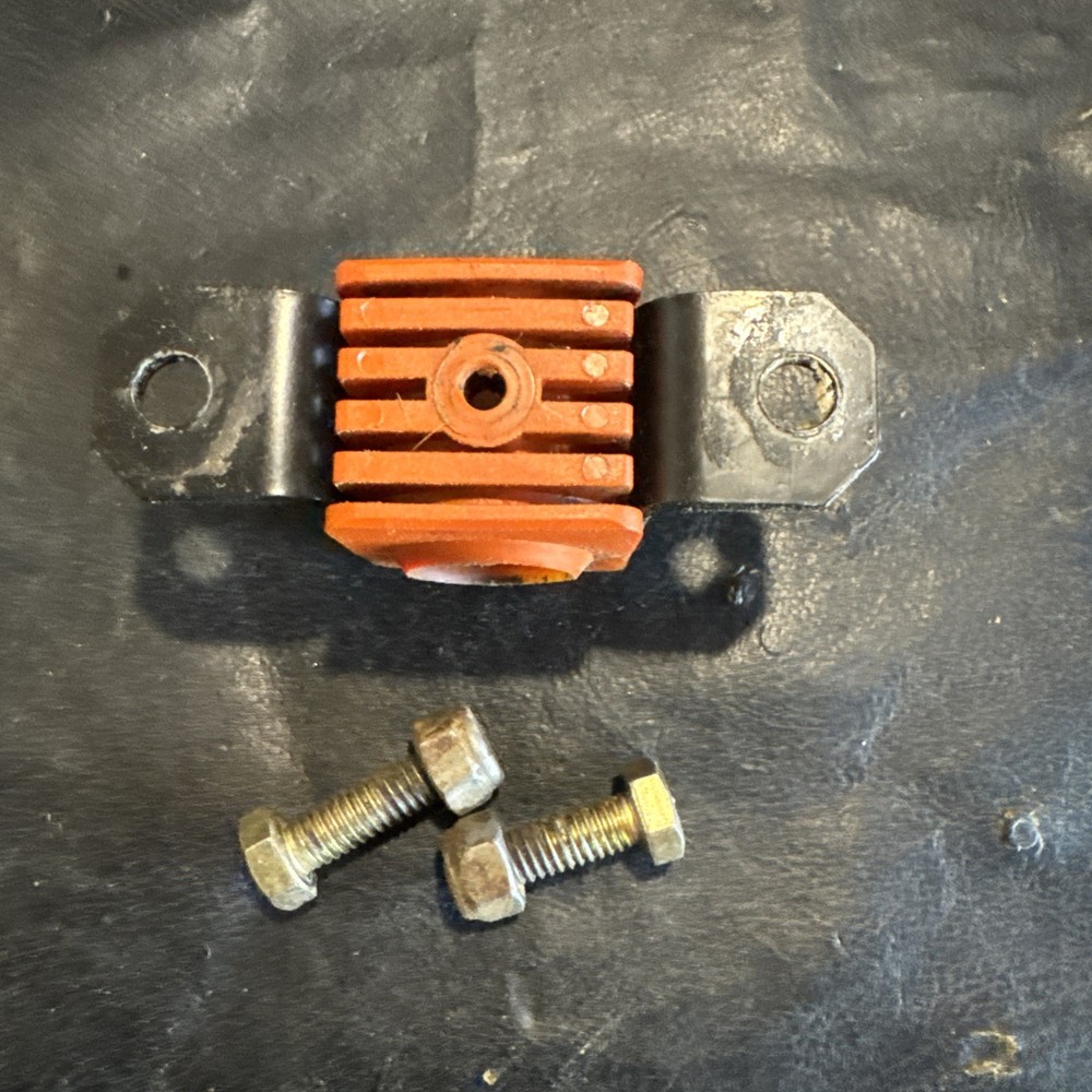 Polaris 300 4x4 1994 steering bushing