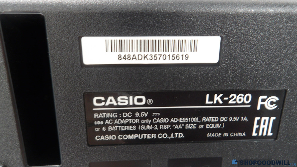 Casio LK-260 Electric Keyboard With Key Lighting System & Sound Sampling