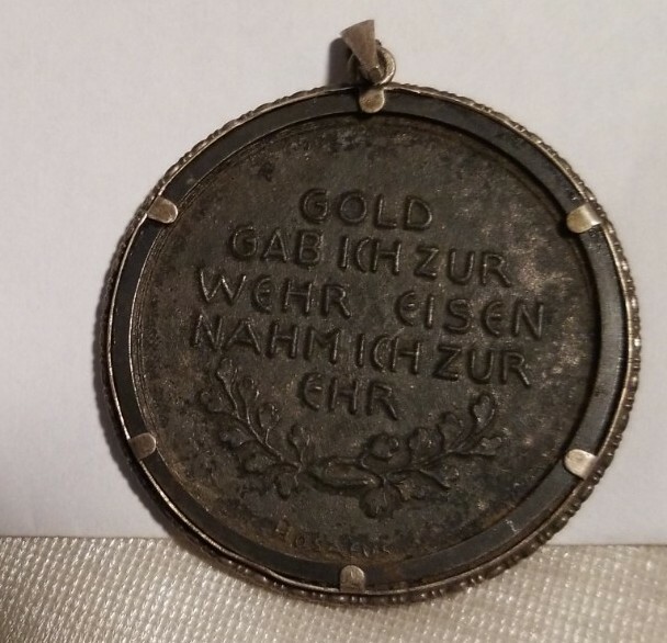 1916 Ww1 German Gold For Defense Medal