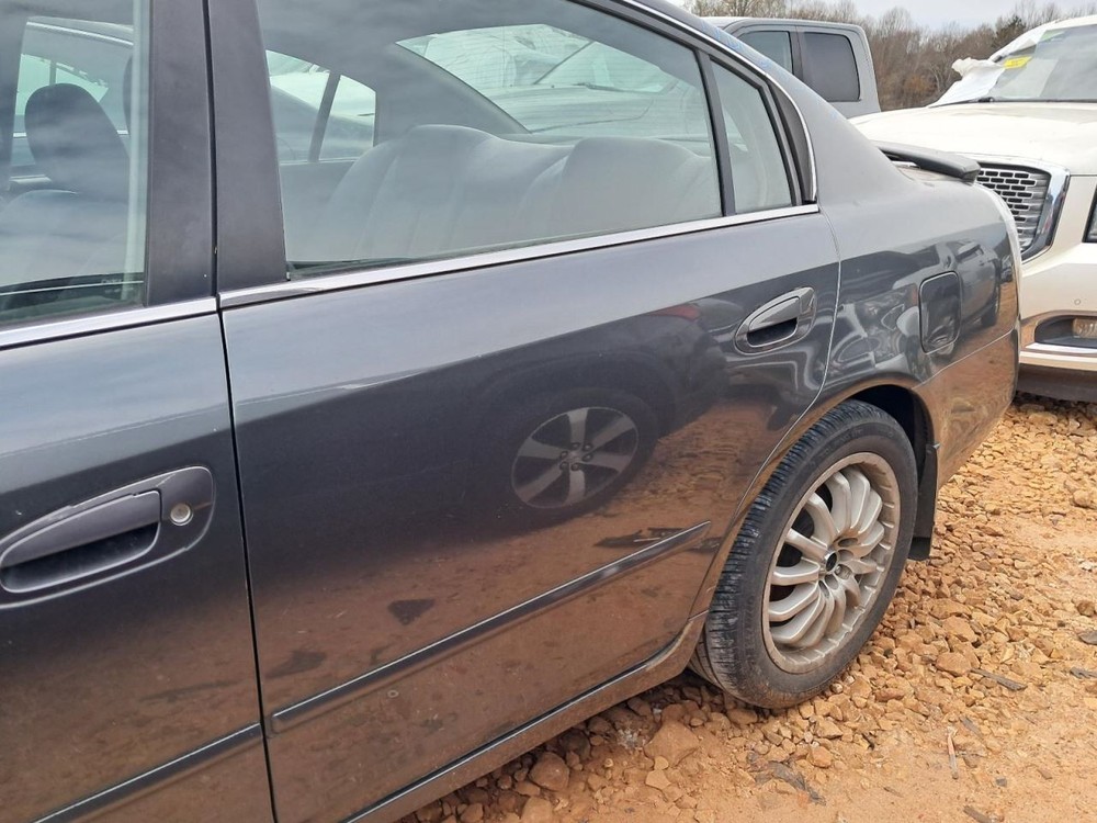 ALTIMA 2006 Glove Box 5001900