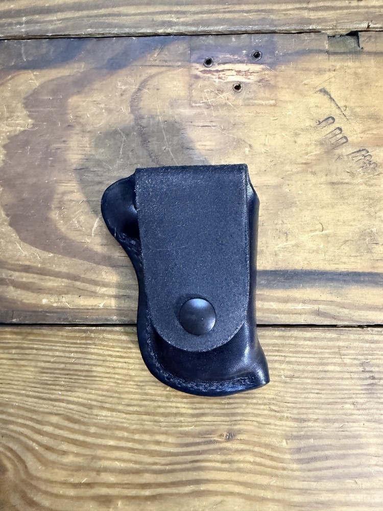Double Stack Magazine Carrier Black Leather