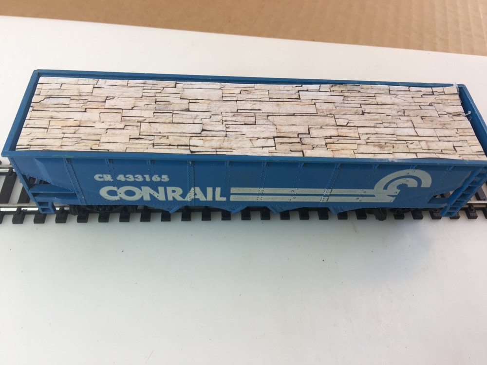 Tan Rock Load Load ONLY See Notes HO Scale Trains