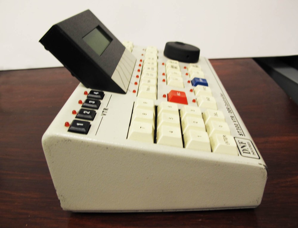 DNF ST300-SSM Editor - Controls up to 4 VTRs - Controller Only - No Power Supply