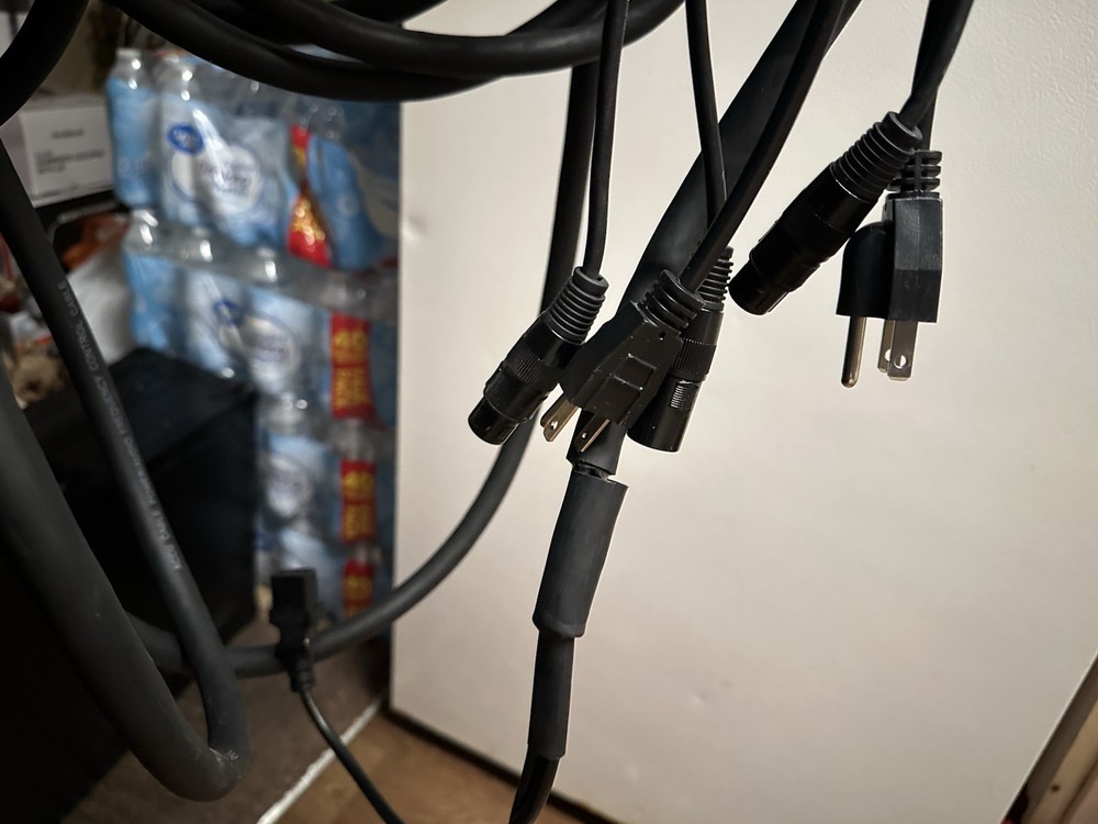 2 accu cable audio data power cord