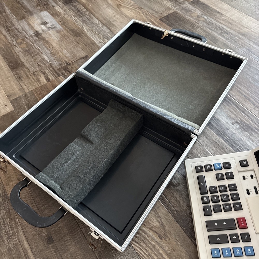 Sharp Compet CS-2182 Print Display Calculator 1979 HARD CASE, KEYS,