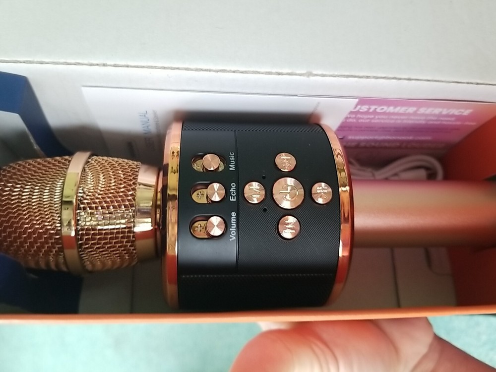 Professional Karaoke Microphone... Bonnok