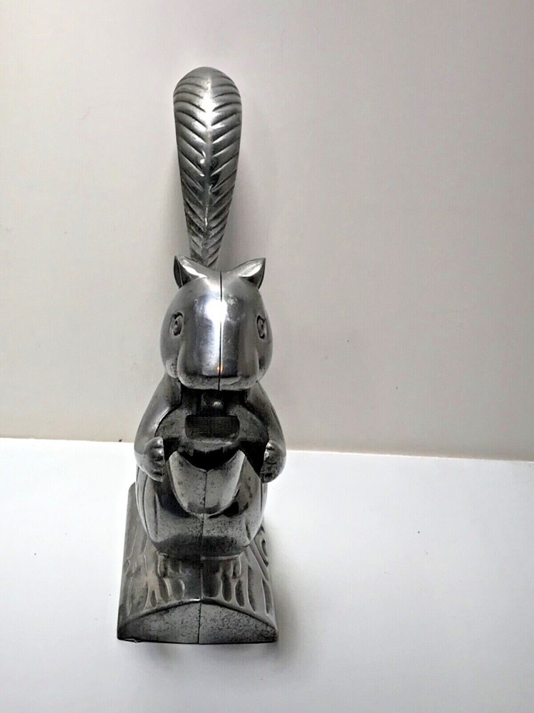 Vintage Davy Crackit The Squirrel Nutcracker Cast Aluminum
