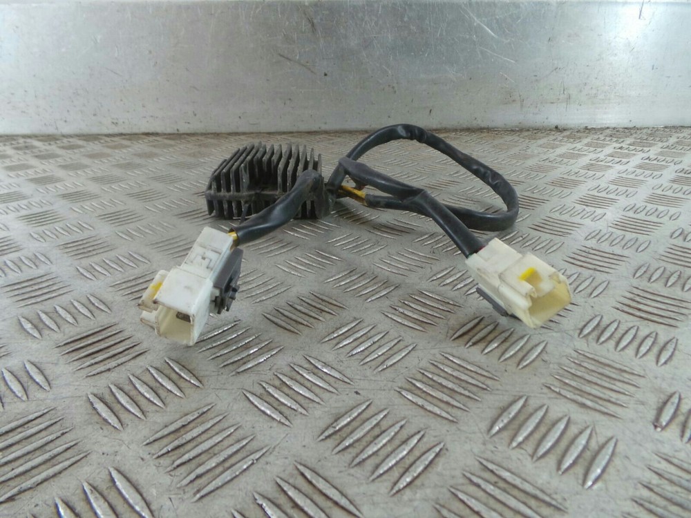 PIAGGIO BEVERLY RECTIFIER REGULATOR