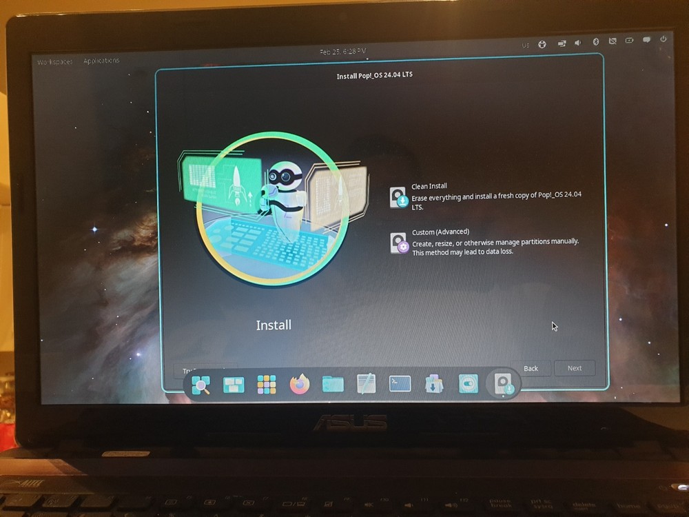 Linux Pop OS V24.04 LTS, 64-bit, Bootable Live and Install USB Flash Drive
