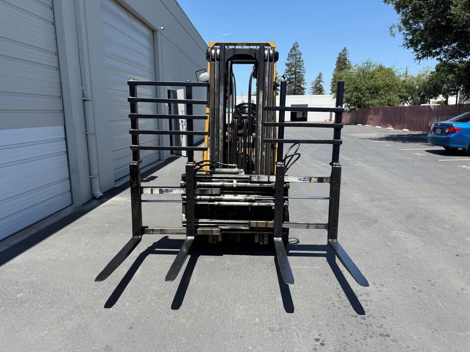 Hyster E60Z 6000LBS Forklift with CASCADE Multiple Load or Single-Double Pallet