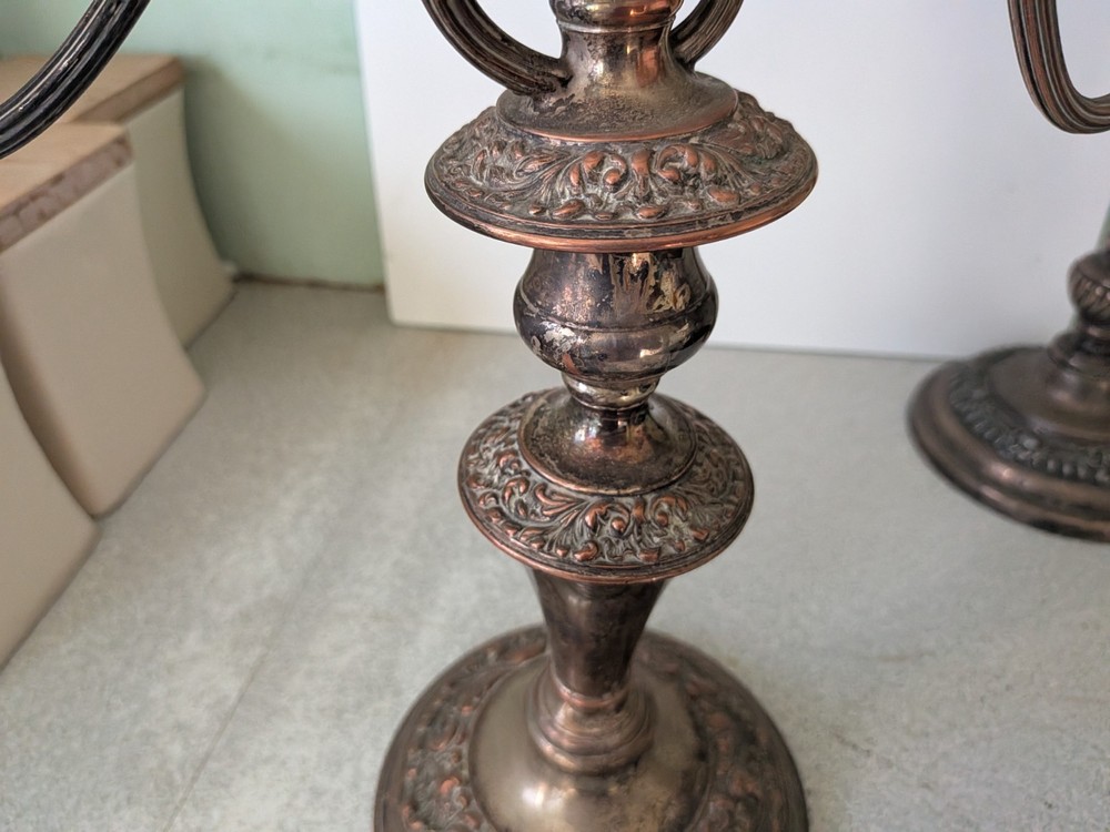 COLLECTION ANTIQUE SILVER PLATED ON COPPER CANDLESTICKS / CANDELABRA
