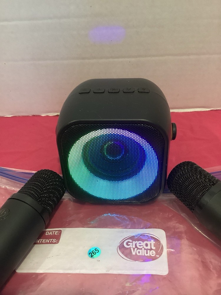 265-4 Inch Wireless Bluetooth Karoke Speaker With Handle & 2 Microphones