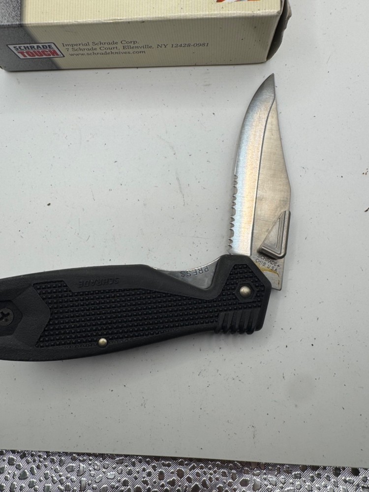 Vintage Schrade Cliphanger NEW With Original Box