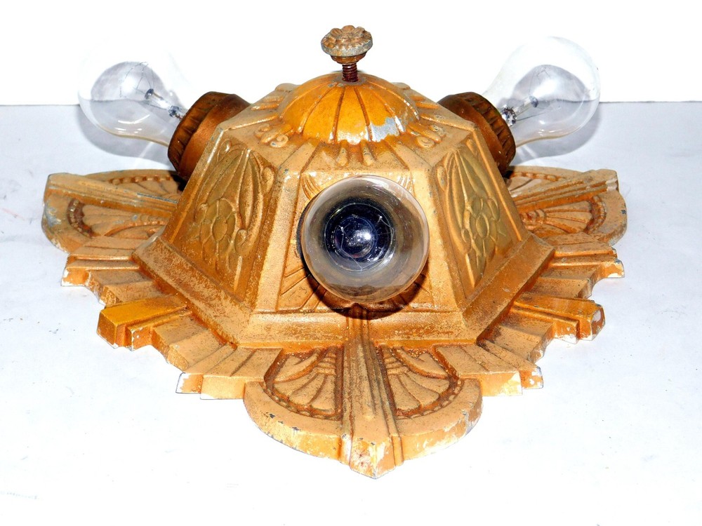 Vintage Art Deco 3-Bulb Ceiling Light