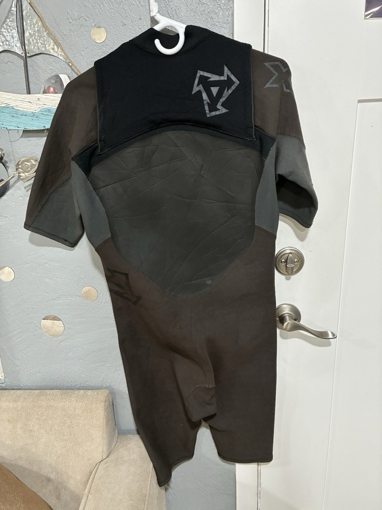 X-large Xcel Pullover Spring Shorty Suit