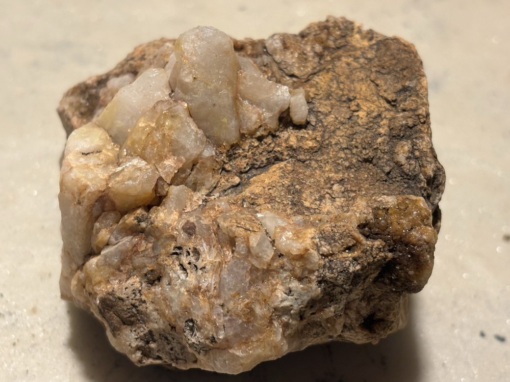 quartz gold ore 1.07 lb