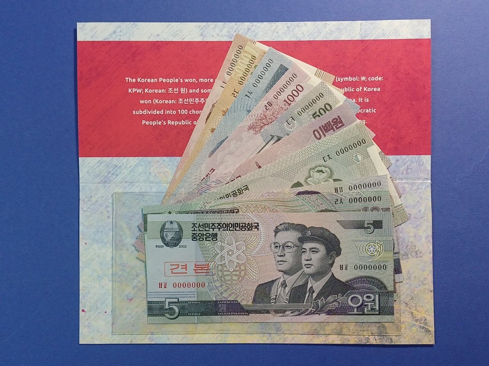 Full Set banknotes 5 - 5000 won Specimen 2002-2013 UNC in the booklet 북한