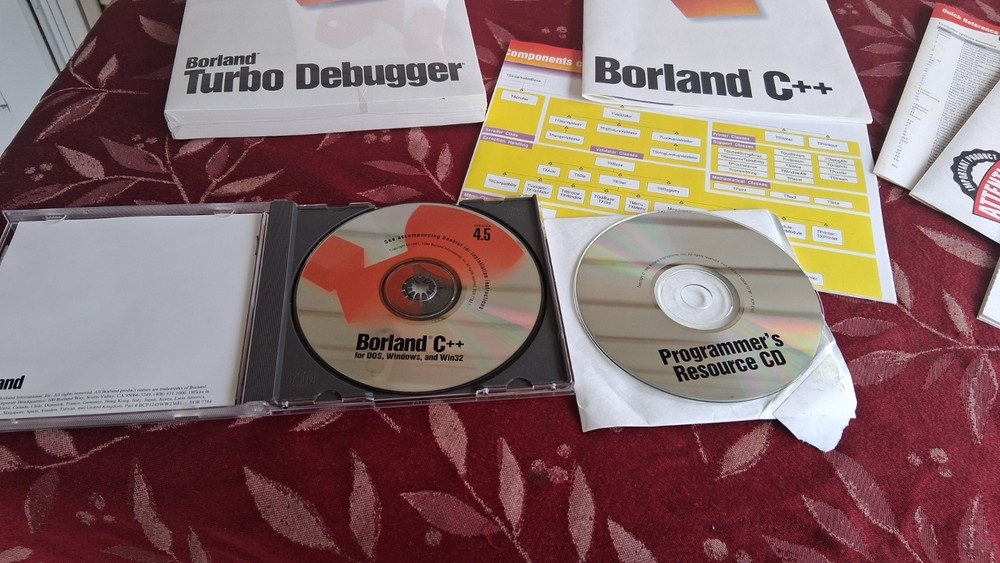 Borland C++ 4.5 Dos,Windows, and WIN32