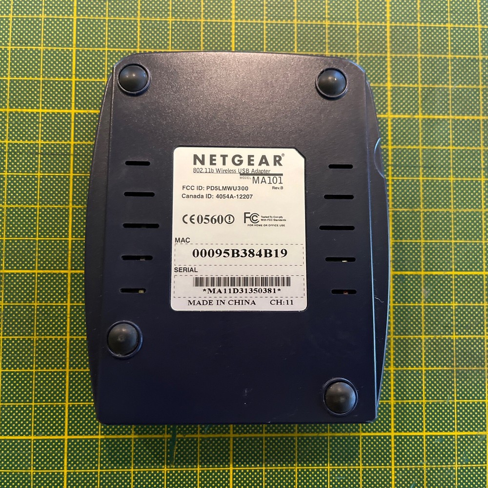 Netgear 54Mbps Wireless USB 2.0 Adapter MA101 802.11b inc. USB cable