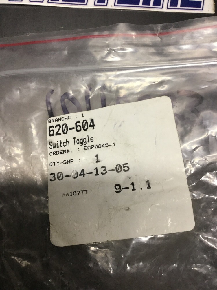NEW, COOPER, 620-604, TOGGLE SWITCH, 1301-7B. (21C-4)