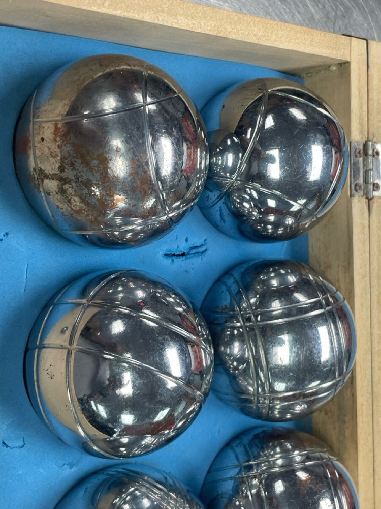 USED BOCCE BALL SET (QUC020443)