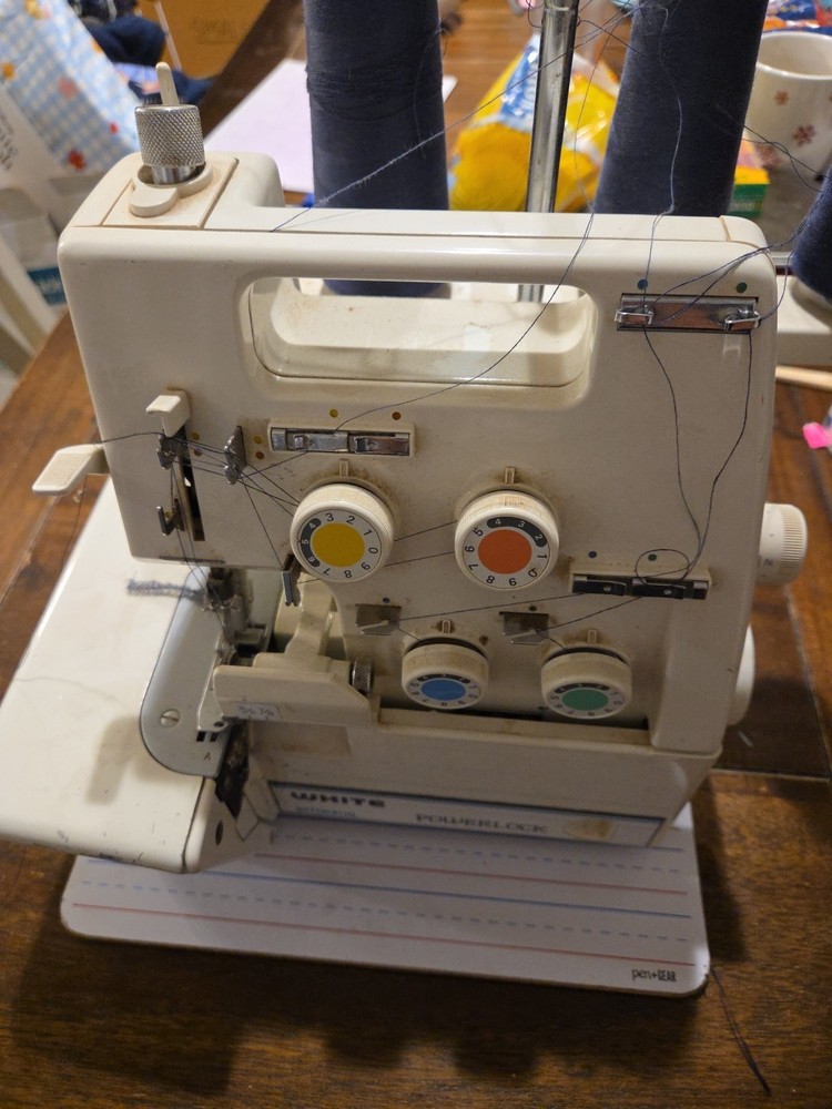 White Powerlock Differental Serger Sewing Machine w/ Pedal Untested