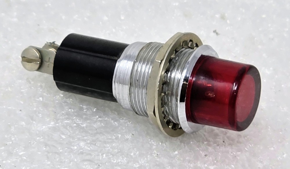 Vintage Dialco Indicator Lights Red 75W 125V Panel