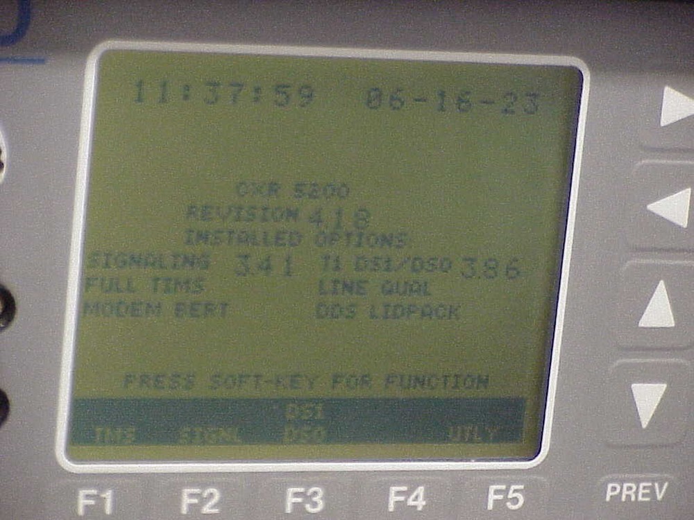 TELCOM UNIVERSAL CXR 5200 TRANSMISSION ANALYZER