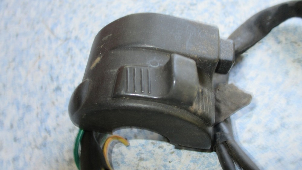 Honda GL1000 Goldwing Left?? Handle Bar Control Switch horn lights??