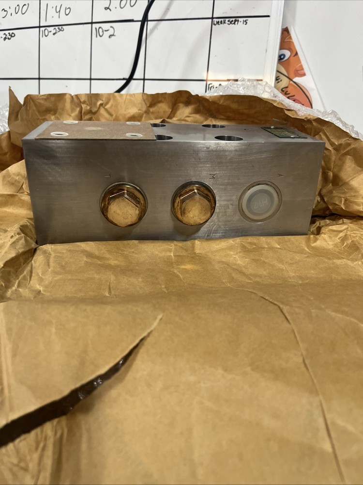 HAUHINCO MAIN CONTROL VALVE 6273386