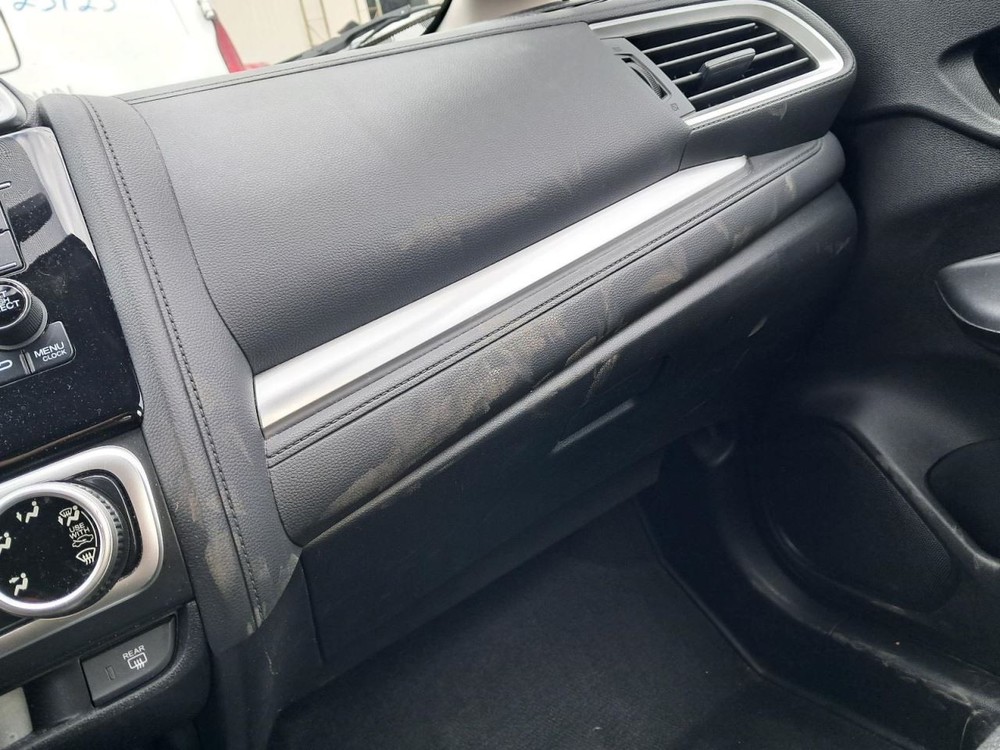 FIT       2016 Glove Box 4889536