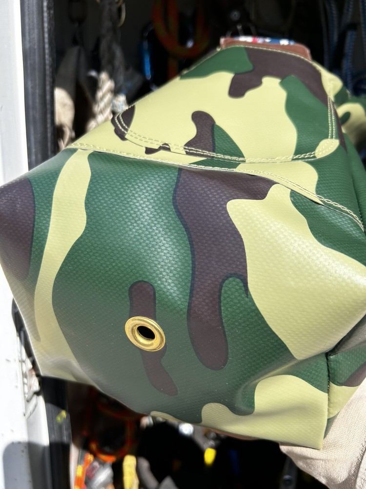 Primary Glove Bag Camo