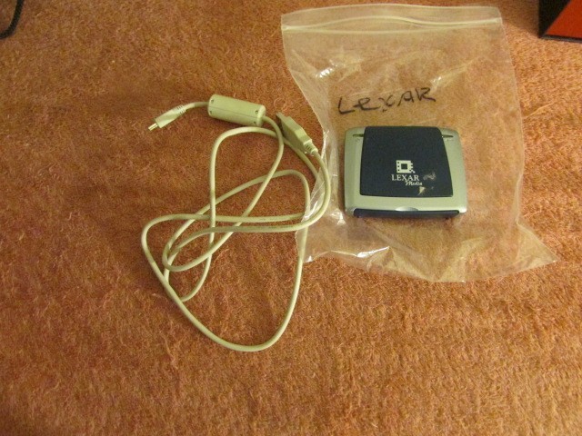 Lexar Media RW018 USB 2.0 High Speed Convenient Size Multi-Card Reader