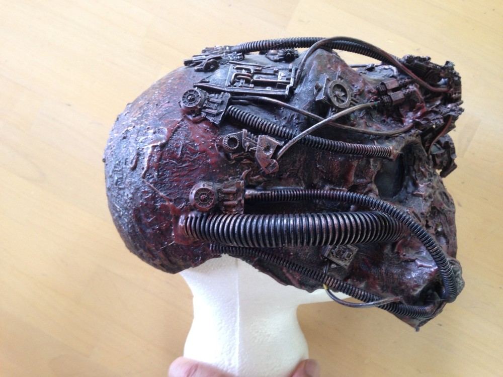 Borg Style Mask, Brown Resin
