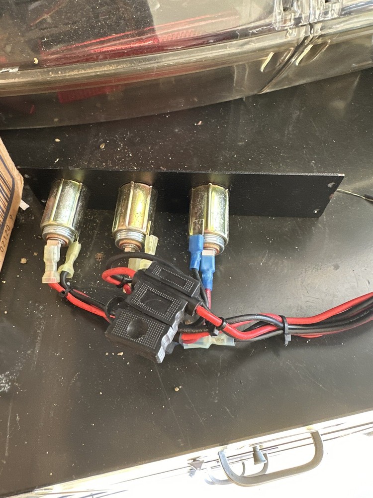 POLICE CENTER CONSOLE 12 VOLT MULTI SOCKET 3 OUTLET OUTLETS Pre Wired Relays