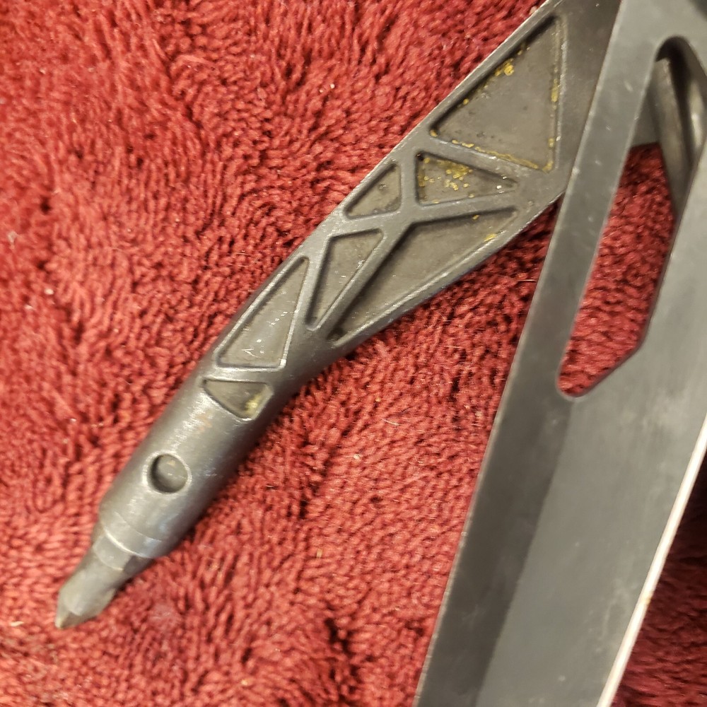 🔪 Gerber Center-Drive Multi-Tool with Tan Malice Clip Sheath