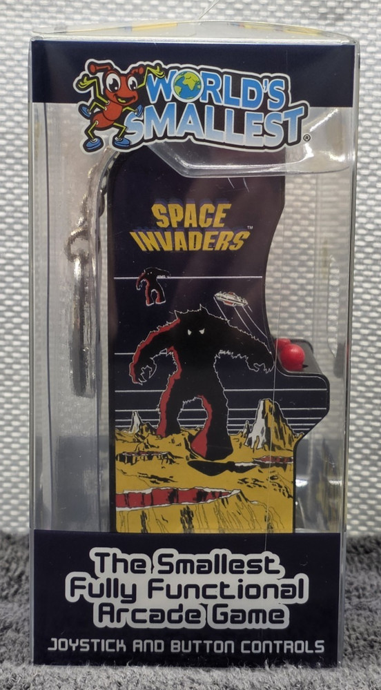 Super Impulse Tiny Arcade Space Invaders Key Chain Fully Functional Arcade Game
