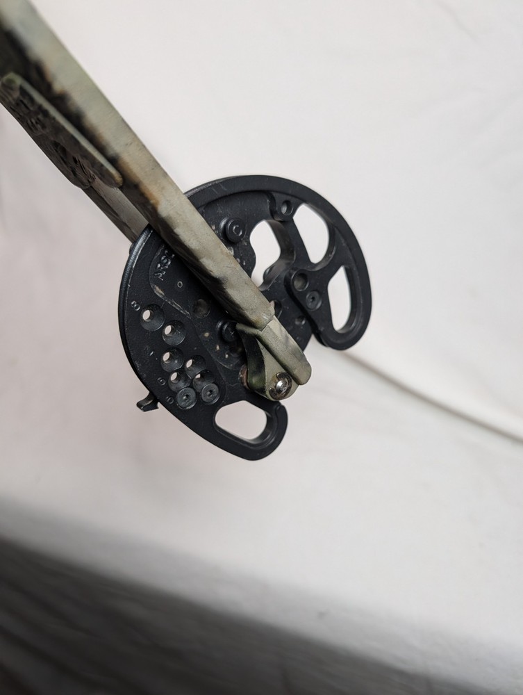 PSE Fire Flite 33 Compound Bow RH