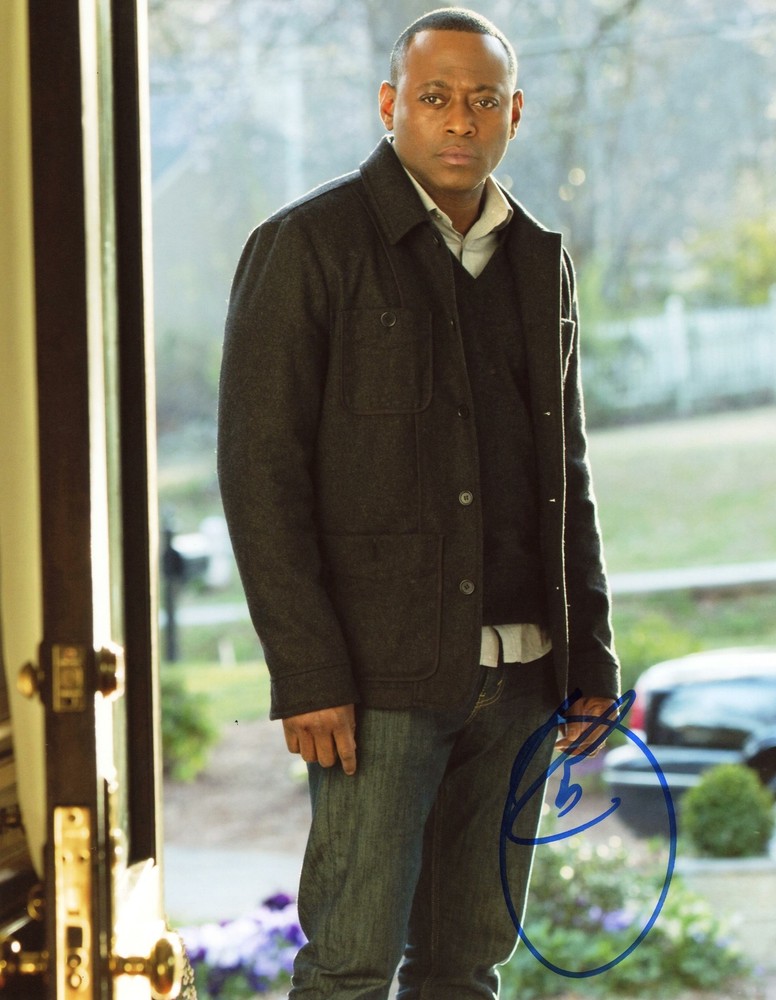 Omar Epps "Resurrection" AUTOGRAPH Signed 8x10 Photo