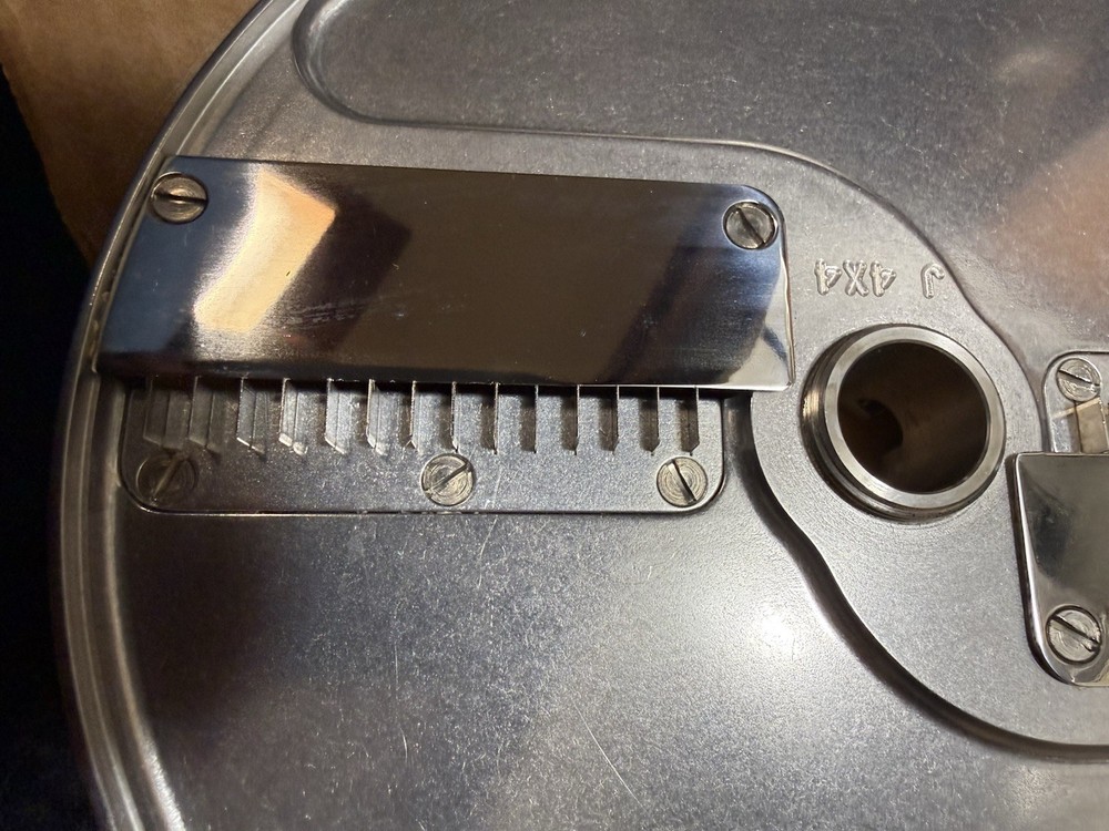 HOBART MANNHART FOOD PROCESSOR J4X4