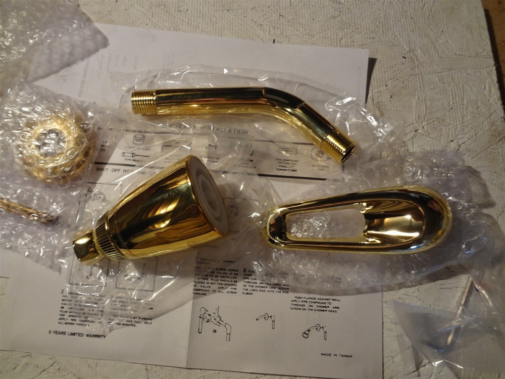 BRIGHT BRASS REPLACEMENT KIT INCLUDES SHOWER HEAD DOWN SPOUT FLANGE & HANDLE